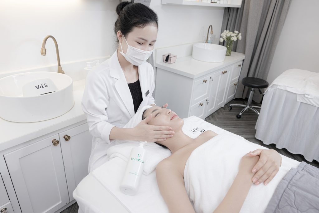 SPA CHĂM SÓC DA VỚI BIOLOGIQUE RECHERCHE
