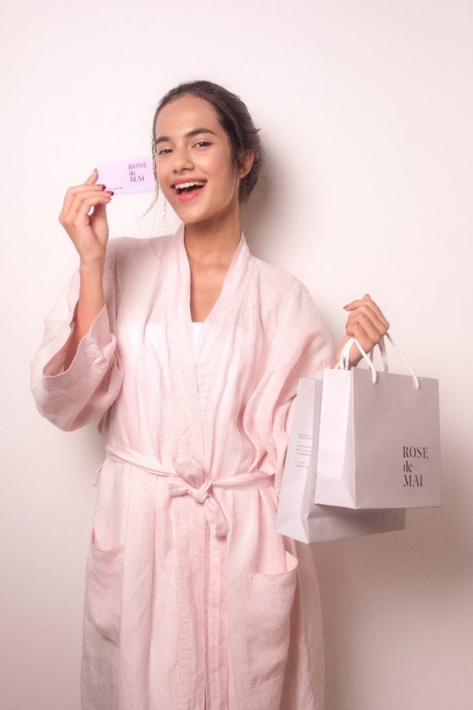 Duy trì những thói quen tốt để bảo vệ da mặt